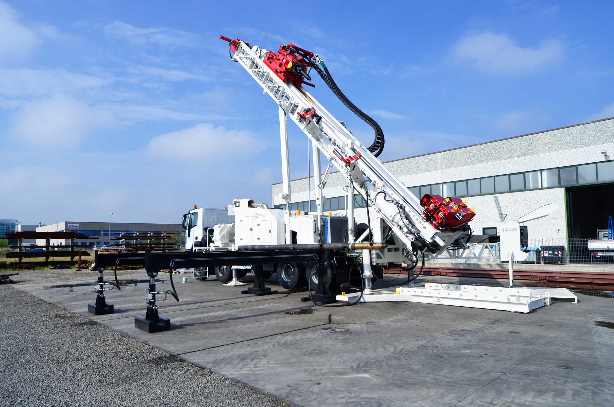 Wei | Well Equipment International - Piacenza, Italy | D40S Slant – DRILLING RIG 40 MTON