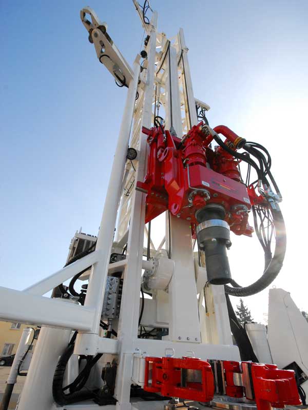WEI D40 Skid Mounted Drilling Rig – DRILLING RIG 40 MTON