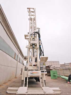 Wei | D40 Truck Mounted – DRILLING RIG 40 TONS