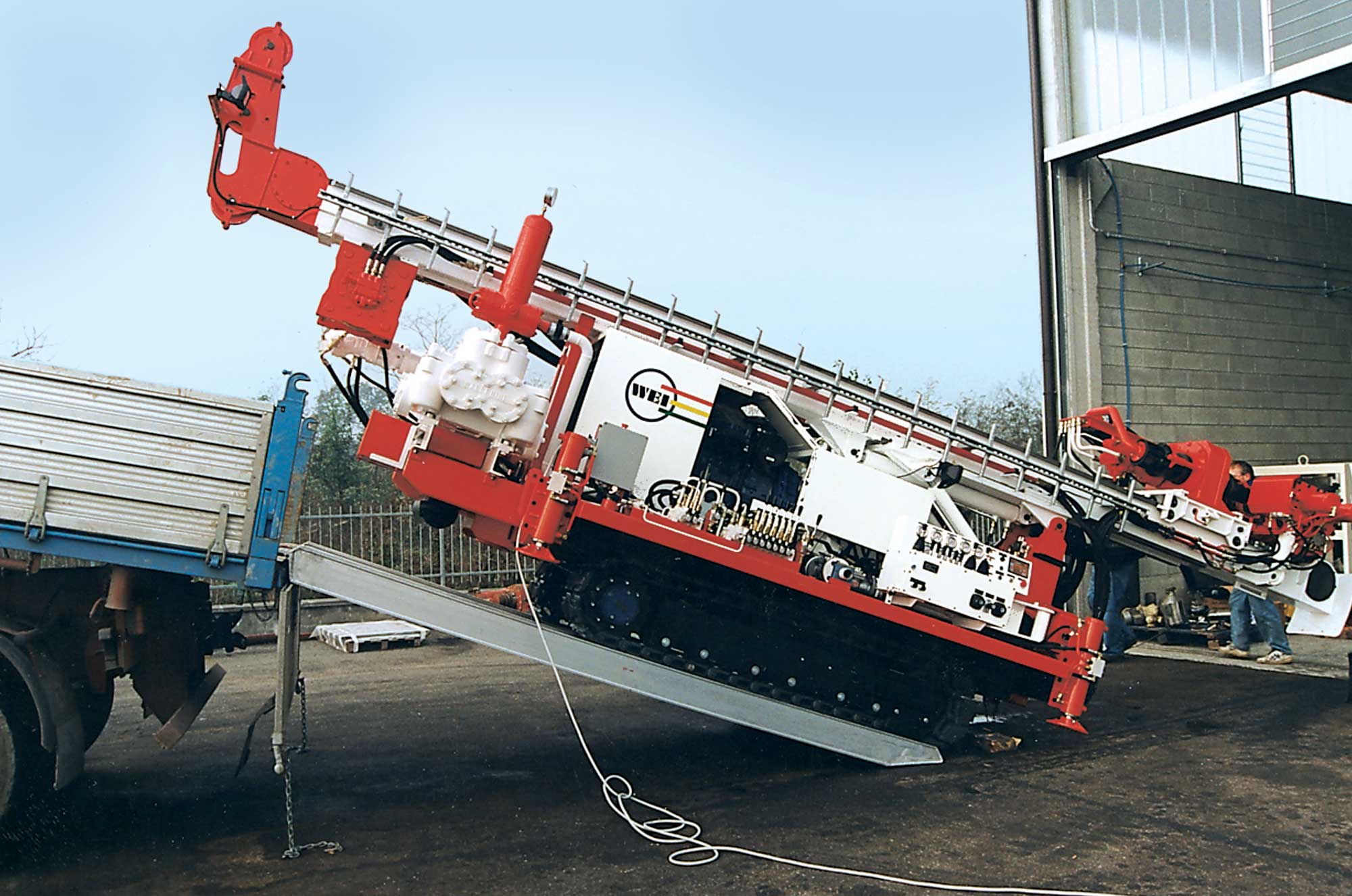 Wei | Well Equipment International - Piacenza, Italy | D5 – DRILLING RIG 5 MTON